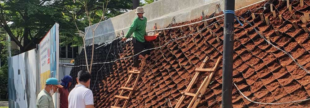 Proyek Geocell Slope Protection