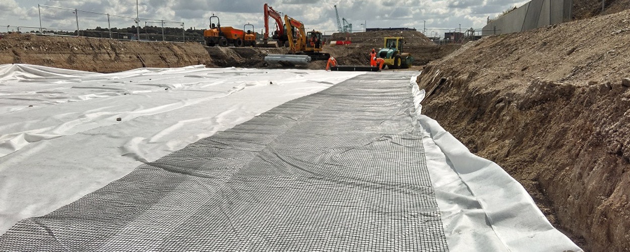 Penggunaan Geotextile Untuk Berbagi Fungsi