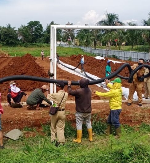 Hindari Genangan Air pada Lapangan Bola dengan Geopipe