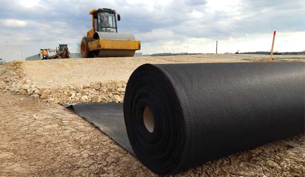 Geotextile Woven 101: Panduan Lengkap Biar Proyek Lancar!