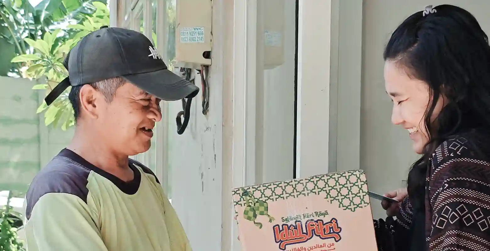 Ramadhan Berkah: PT. Petra Nusa Elshada Berbagi Hampers